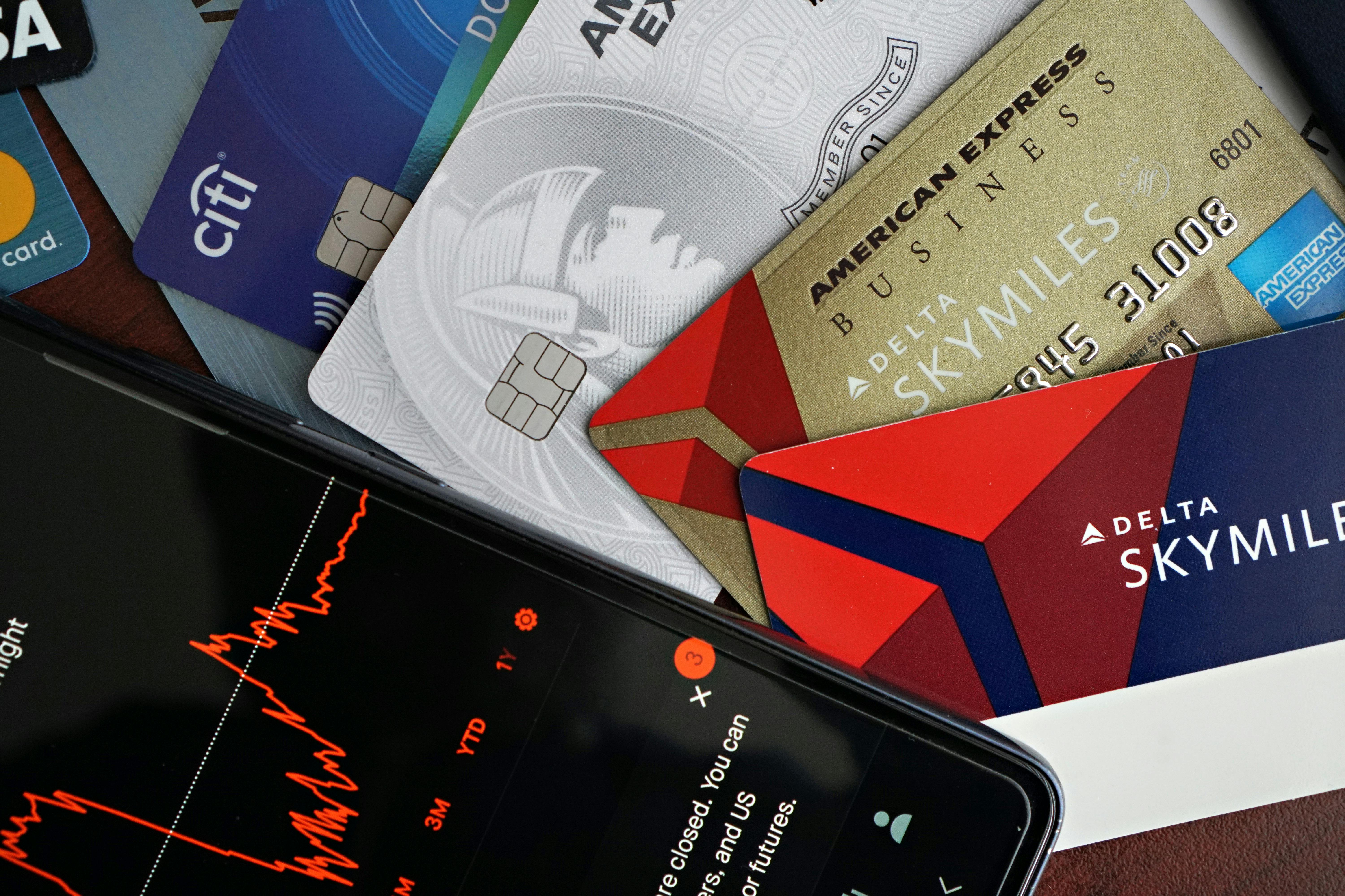 Credit Cards With Bad 

<figure class=