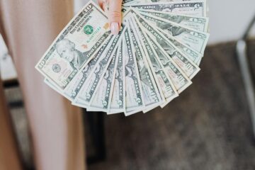 Best Side Hustles That Actually Pay in 2026