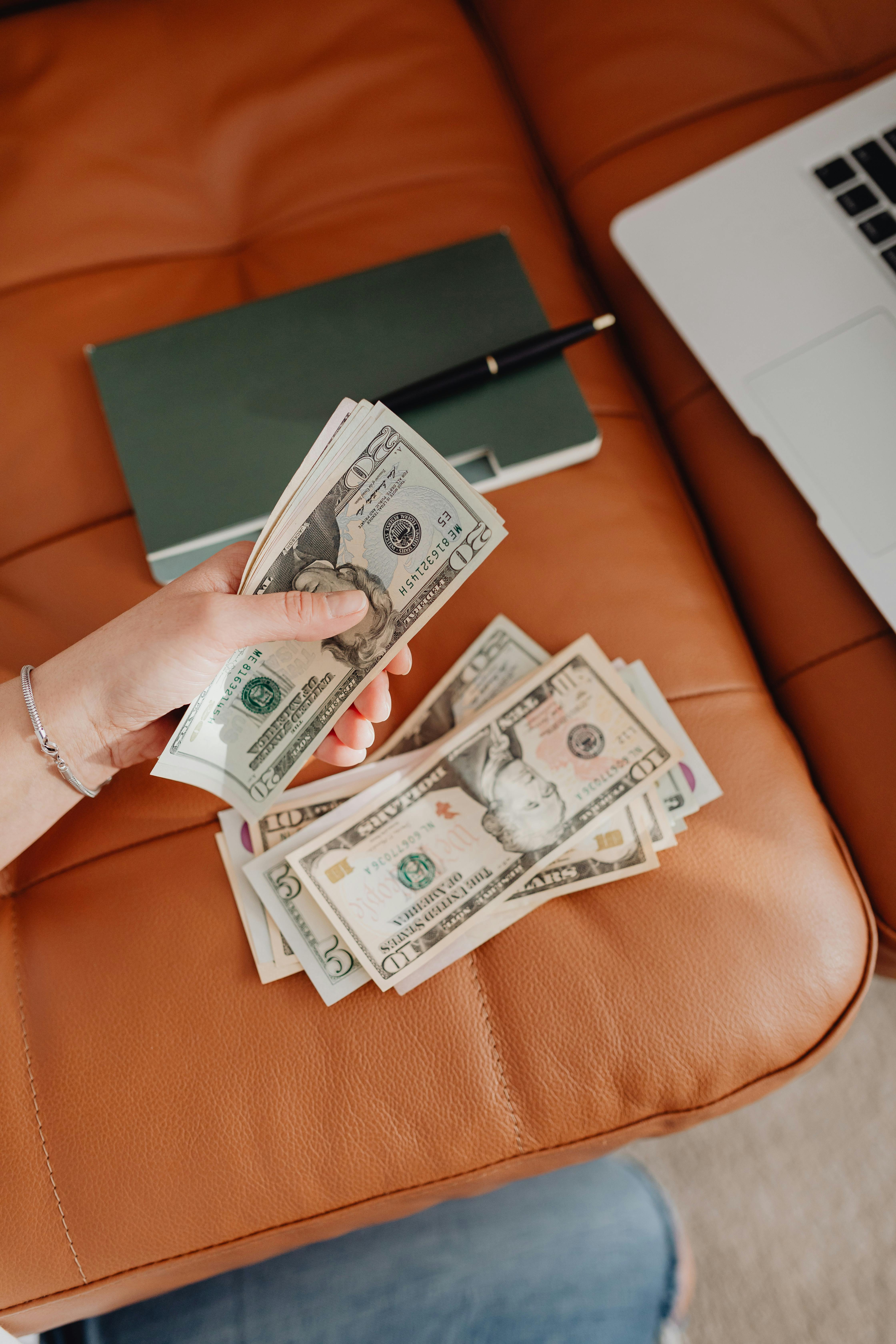 Best Side Hustles That Actually Pay in 2026